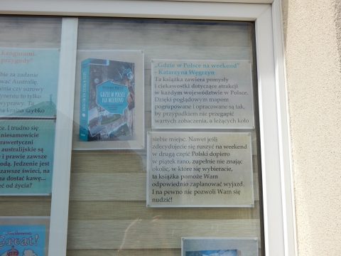 Wystawa „Polecamy książki podróżnicze”