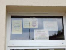 Wystawa na oknach Powiatowej Biblioteki Publicznej w Puławach pt. „Złota dwudziestka książek”. Wystawa prezentuje najpopularniejsze książki dla dzieci, skan okładki plus krótki opis. 